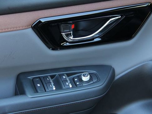 Certified 2025 Subaru Forester Sport AWD/4WD image 17
