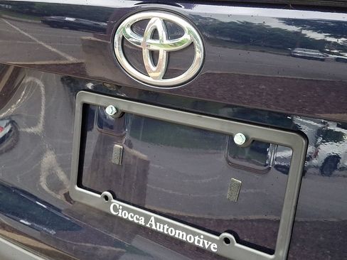 Used 2020 Toyota RAV4 XLE w/ Convenience Package AWD/4WD image 31