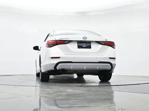 Used 2020 Nissan Sentra SV FWD image 38