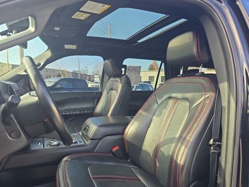 Used 2021 Ford Expedition Max Limited w/ Equipment Group 303A image 4