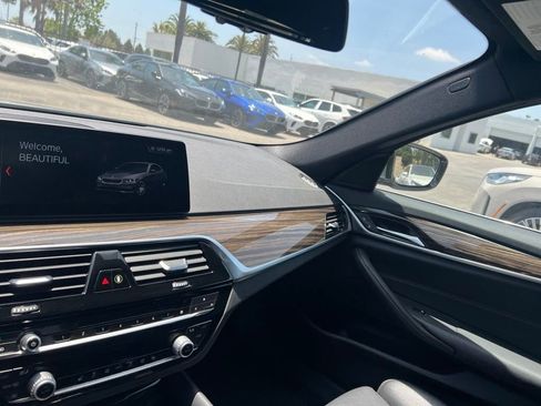 Used 2019 BMW 540i w/ Executive Package RWD image 15