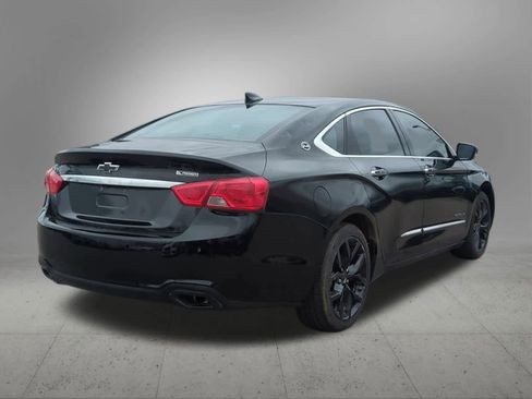 Used 2018 Chevrolet Impala Premier w/ Premier Convenience Package image 6