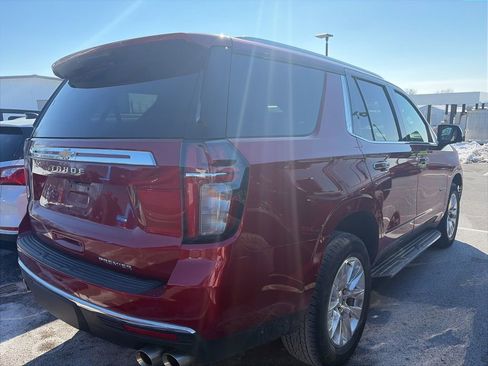 Used 2021 Chevrolet Tahoe Premier w/ Premium Package image 4