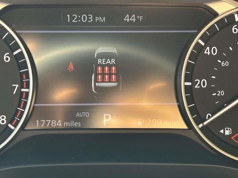 Used 2024 Nissan Pathfinder S w/ Cargo Package image 24