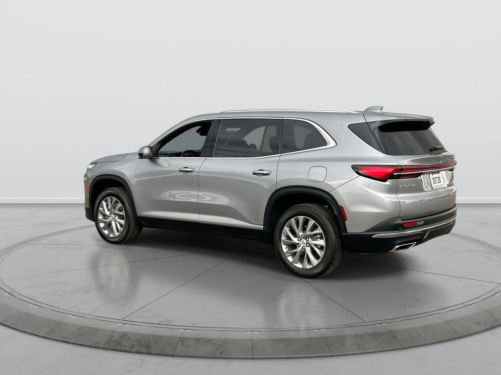 Used 2025 Buick Enclave Preferred w/ Power Package FWD image 6