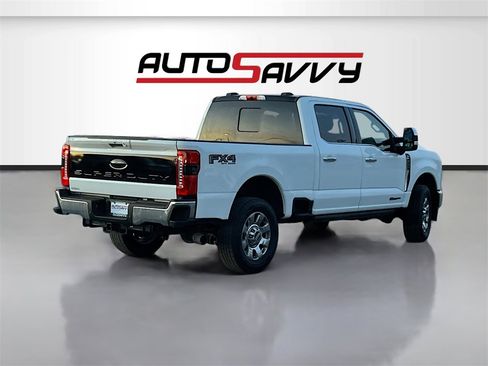 Used 2023 Ford F250 Lariat w/ Lariat Ultimate Package image 7