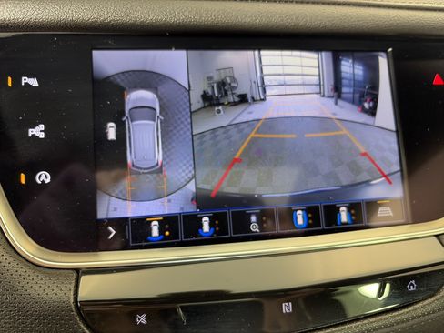 Used 2020 Cadillac XT5 Premium Luxury image 21