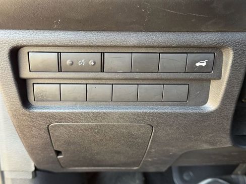 Used 2022 Mitsubishi Outlander SEL image 23