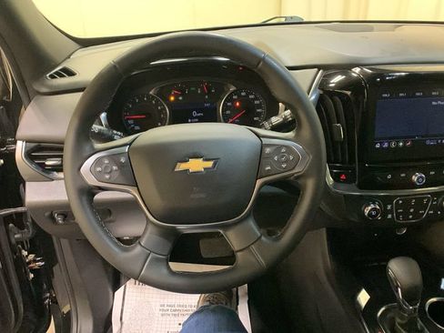 Used 2023 Chevrolet Traverse LT AWD/4WD image 33