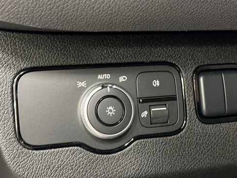 Used 2026 Mercedes-Benz Sprinter 2500 image 11