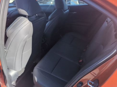 Used 2019 Lexus UX 250h F Sport image 13