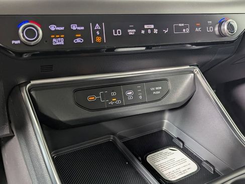 New 2026 Kia Carnival SX FWD image 19