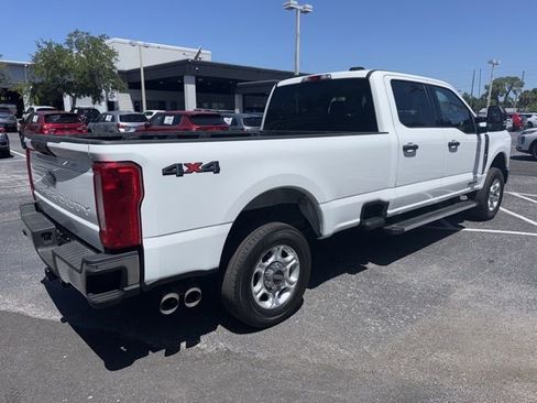 Used 2025 Ford F250 XLT AWD/4WD image 4