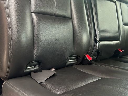 Used 2013 Chevrolet Avalanche LT image 44