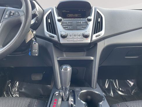 Used 2017 GMC Terrain SLE FWD image 17
