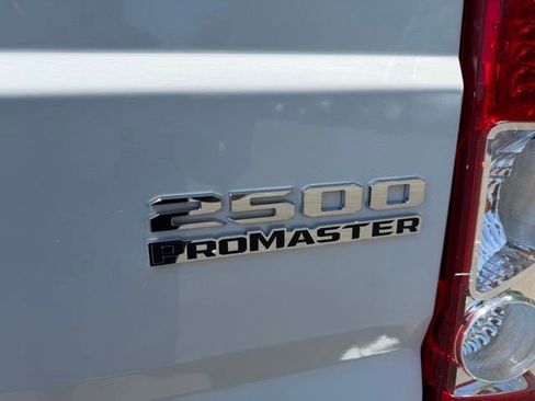 Used 2025 RAM ProMaster 2500 w/ Convenience Group FWD image 19