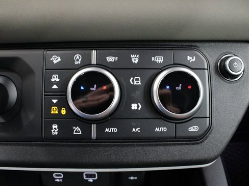 Used 2020 Land Rover Defender 110 S image 62