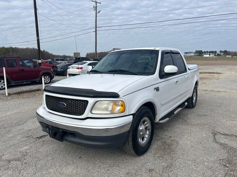 Used 2001 Ford F150 Lariat image 3
