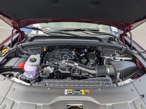 New 2025 Jeep Grand Cherokee Laredo X w/ Luxury Tech Group I image 32