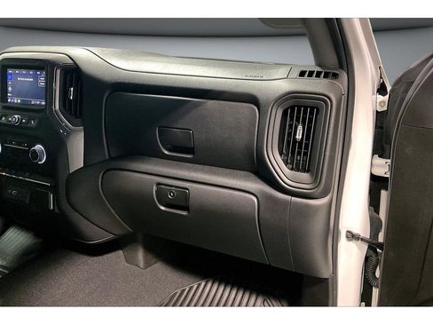 Used 2023 Chevrolet Silverado 1500 Custom image 17