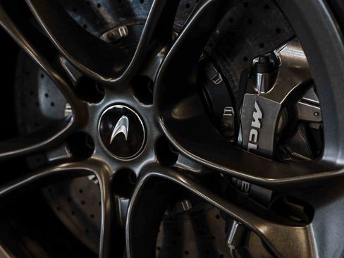 Used 2019 McLaren 720S RWD image 24