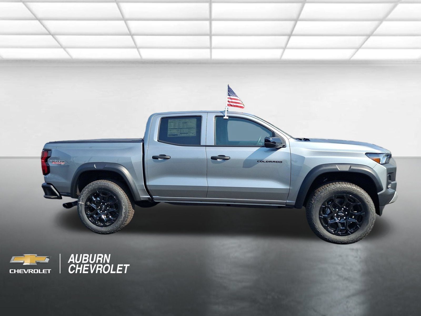 New 2026 Chevrolet Colorado Trail Boss AWD/4WD image 2