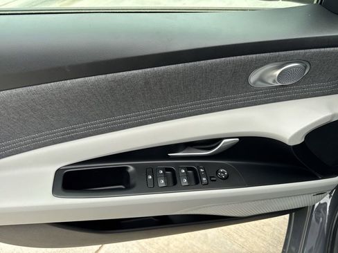 New 2026 Hyundai Elantra Limited FWD image 20
