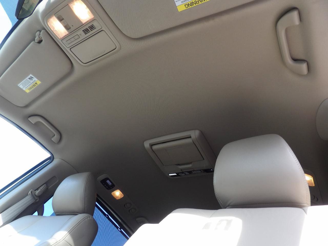 Used 2016 Honda Odyssey SE image 25