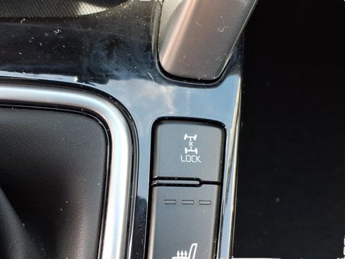 Used 2023 Kia Seltos S image 19