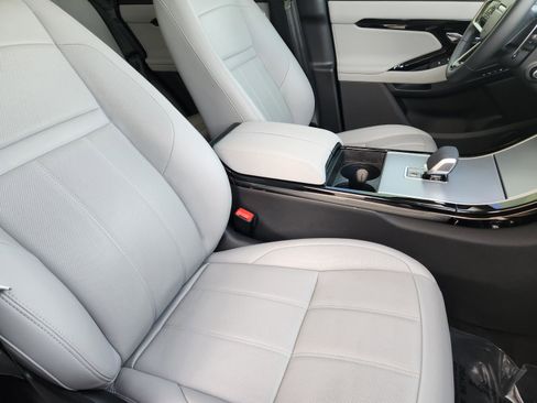 Certified 2025 Land Rover Range Rover Evoque S image 14