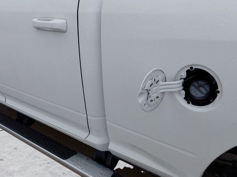 Used 2024 RAM 2500 Laramie w/ Off Road Package AWD/4WD image 23