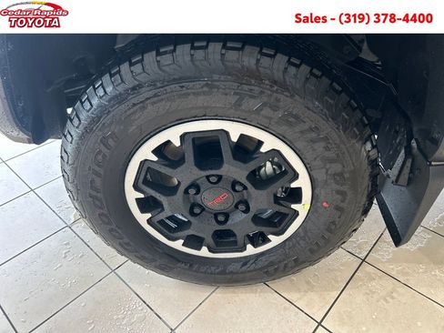 New 2026 Toyota Tacoma TRD Off-Road image 21