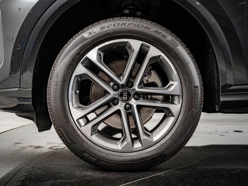 New 2025 Audi Q5 2.0T Premium Plus image 13