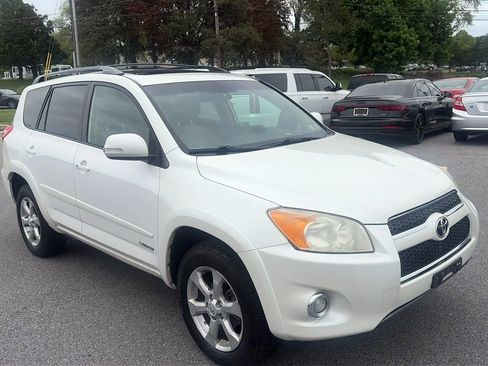 Used 2009 Toyota RAV4 Limited AWD/4WD image 20