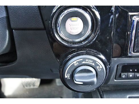 Used 2021 Nissan Titan Platinum Reserve w/ Off Road Protection Package AWD/4WD image 25