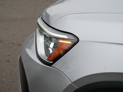 Certified 2025 Volkswagen Taos S AWD/4WD image 16