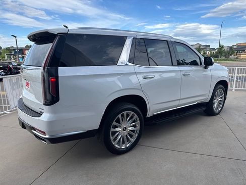 Used 2023 Cadillac Escalade Premium Luxury w/ Performance Package AWD/4WD image 5
