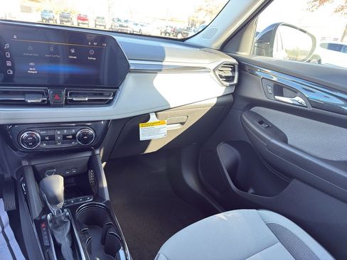 New 2026 Chevrolet TrailBlazer LT w/ Convenience Package image 25