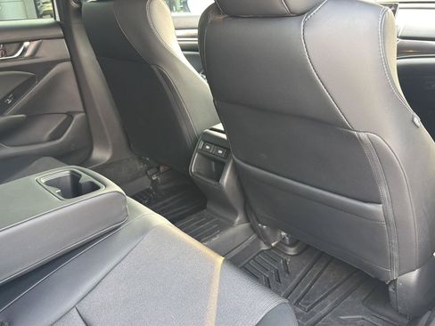 Used 2021 Honda Accord Sport image 15