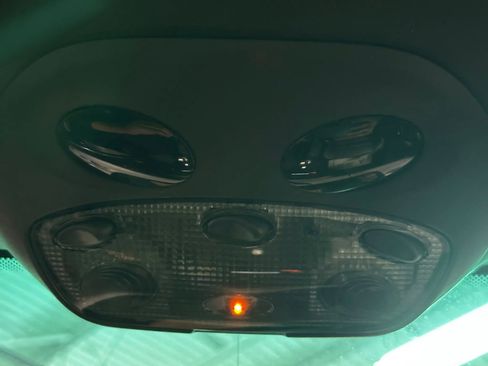 Used 2004 Porsche 911 Targa image 24