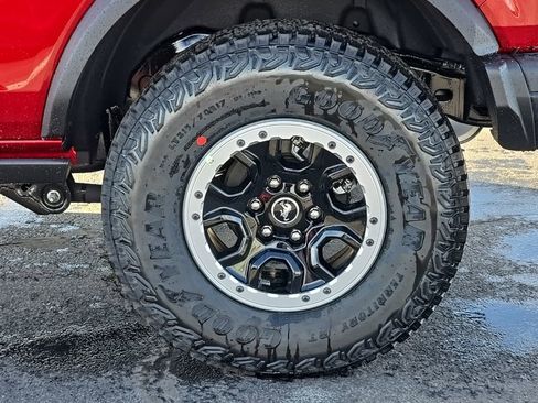 New 2025 Ford Bronco Badlands w/ Sasquatch Package image 60