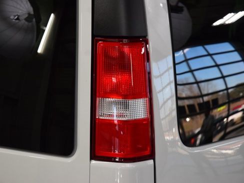 Used 2025 Chevrolet Express 3500 LS image 10