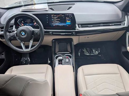 Certified 2025 BMW X1 xDrive28i w/ Convenience Package AWD/4WD image 18