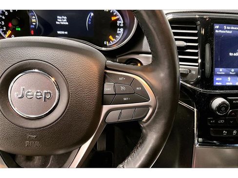 Used 2019 Jeep Grand Cherokee Limited w/ Luxury Group II image 20