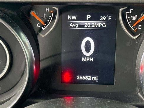 Used 2023 Jeep Wrangler Sport image 19