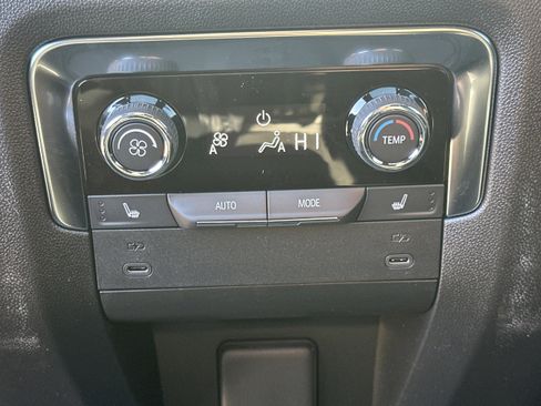 New 2026 Chevrolet Tahoe Premier w/ Sun And Tow Package AWD/4WD image 25