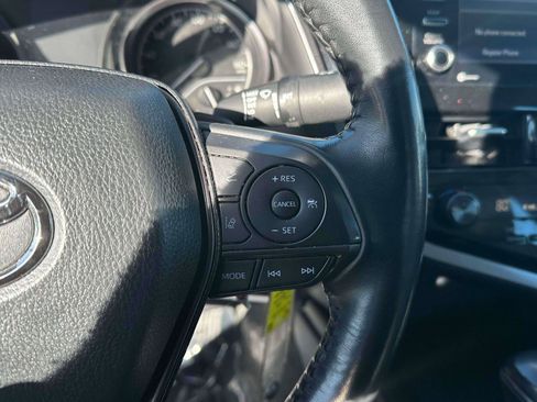 Used 2024 Toyota Camry SE FWD image 20