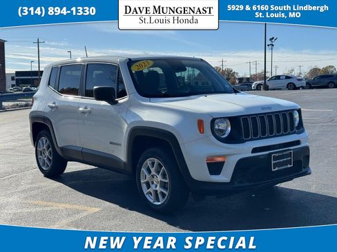 Used 2023 Jeep Renegade Latitude image 1
