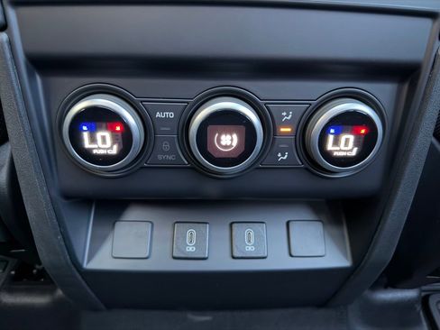 New 2026 Land Rover Defender 110 V8 image 29