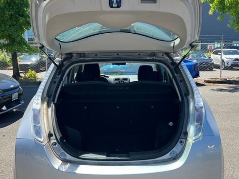 Used 2016 Nissan Leaf S w/ Charger Package FWD image 5